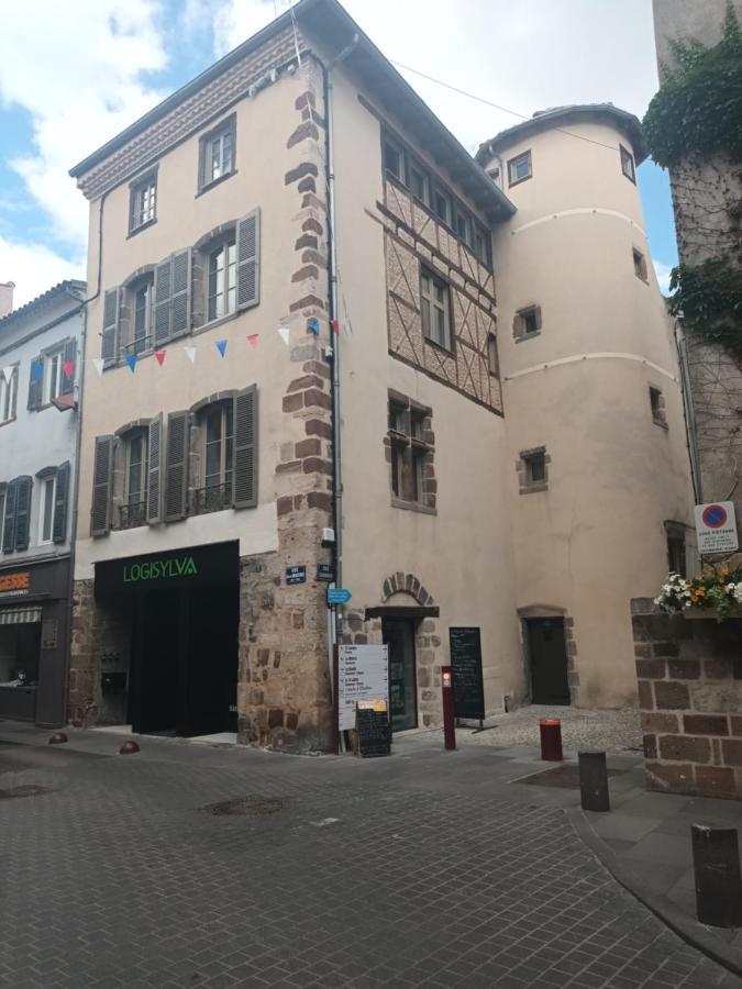 Chez David - T2 Neuf Dans Centre Historique Brioude Exterior foto